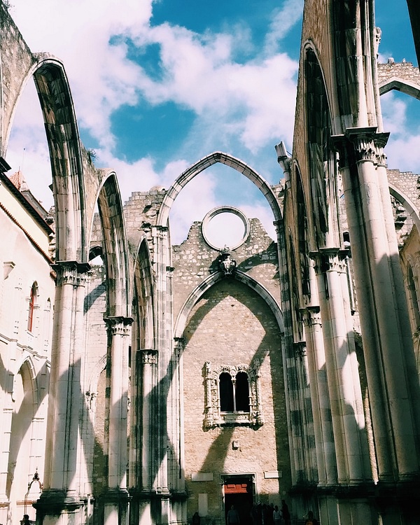 Ruins of The Church of Santa Maria do Carmo