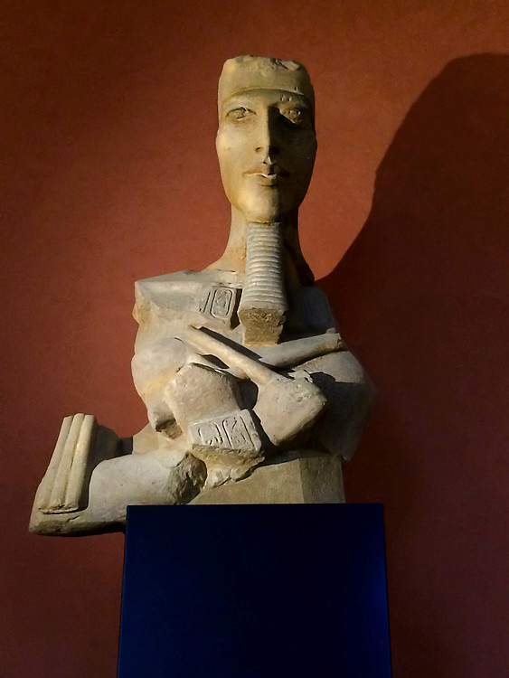 Statue of Akhenaten